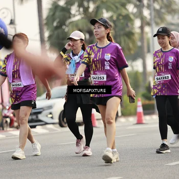 Runner Photo 5923332