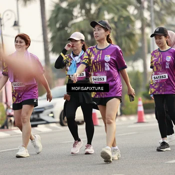 Runner Photo 5923339