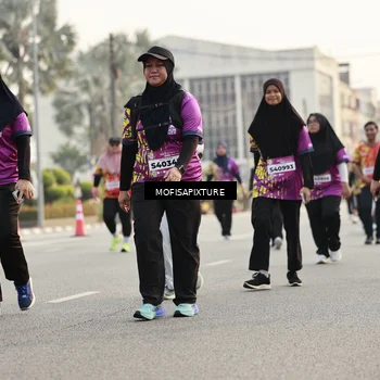 Runner Photo 5923354