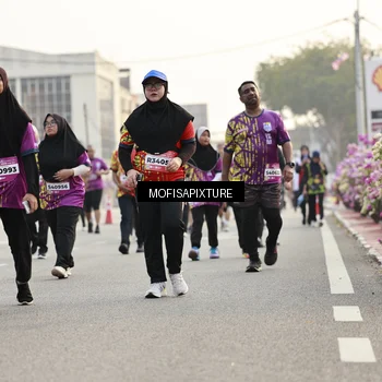 Runner Photo 5923372