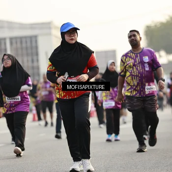 Runner Photo 5923376