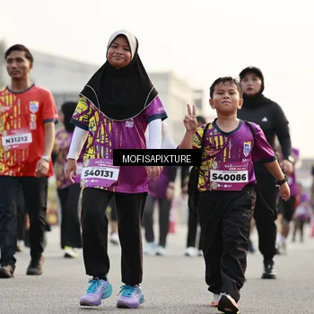 Runner Photo 5923377