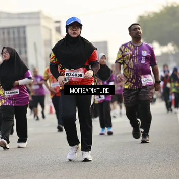 Runner Photo 5923385