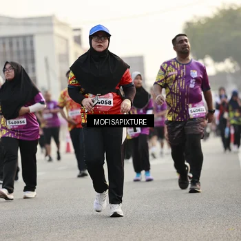 Runner Photo 5923390