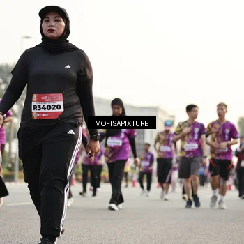 Runner Photo 5923435