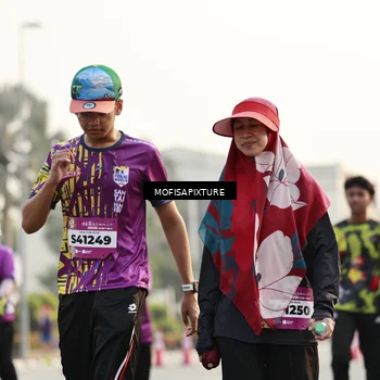 Runner Photo 5923459