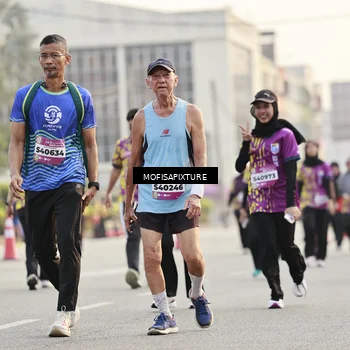 Runner Photo 5923524