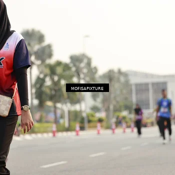 Runner Photo 5923535