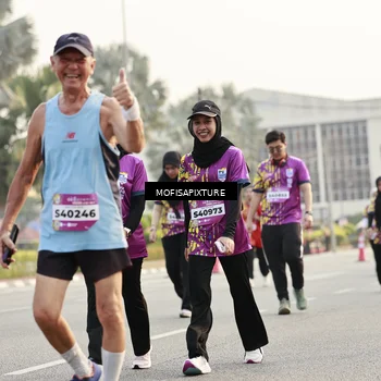 Runner Photo 5923548