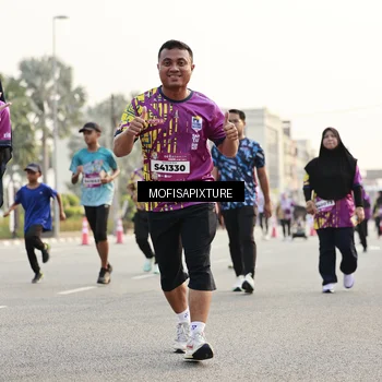 Runner Photo 5923730