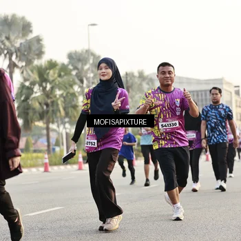 Runner Photo 5923744