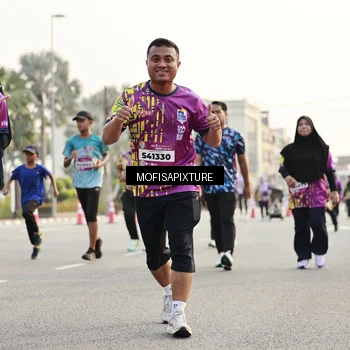 Runner Photo 5923746