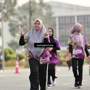 Runner Photo 5923775