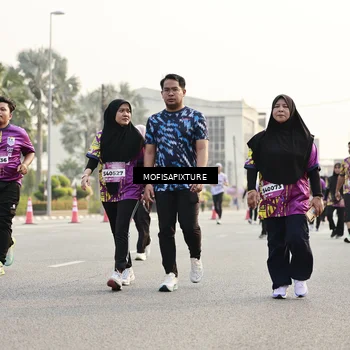 Runner Photo 5923778