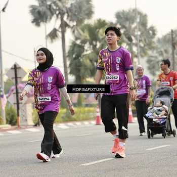 Runner Photo 5923874