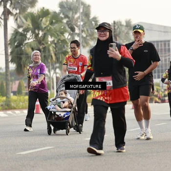 Runner Photo 5923921