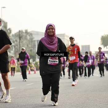Runner Photo 5923922