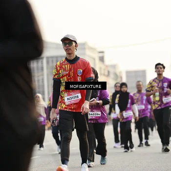 Runner Photo 5923924