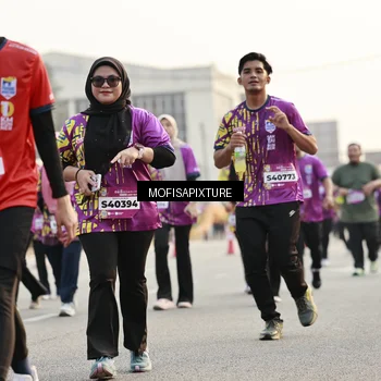 Runner Photo 5923944