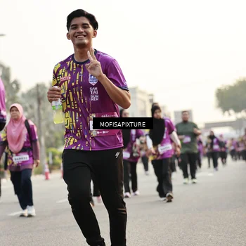 Runner Photo 5924001