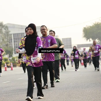 Runner Photo 5924013