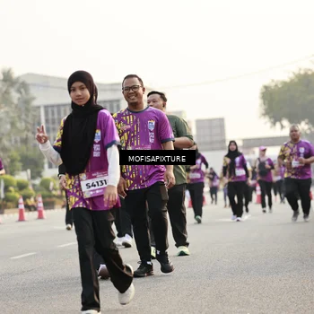 Runner Photo 5924015