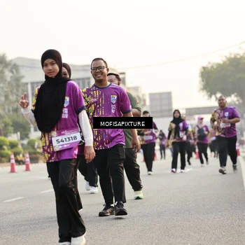 Runner Photo 5924016