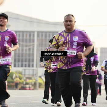 Runner Photo 5924022