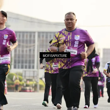 Runner Photo 5924040
