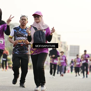 Runner Photo 5924079