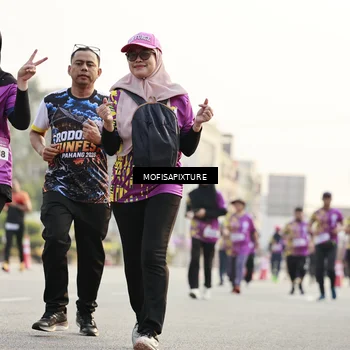 Runner Photo 5924107