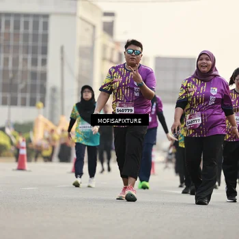 Runner Photo 5924157
