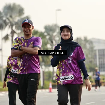 Runner Photo 5924311