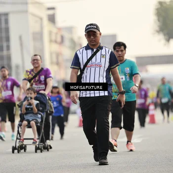 Runner Photo 5924336