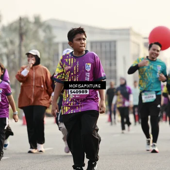Runner Photo 5924382