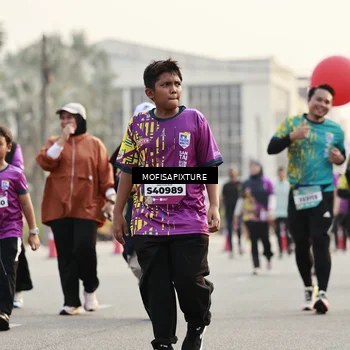Runner Photo 5924384