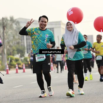 Runner Photo 5924399
