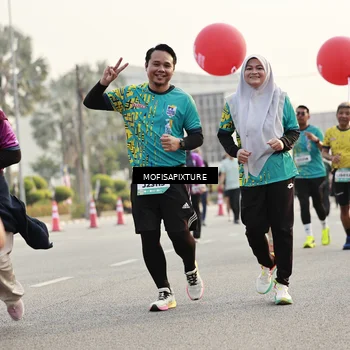 Runner Photo 5924400