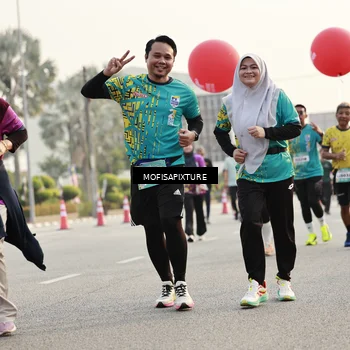 Runner Photo 5924407