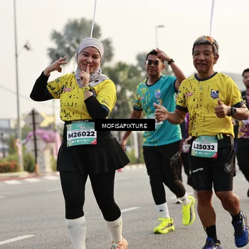 Runner Photo 5924460