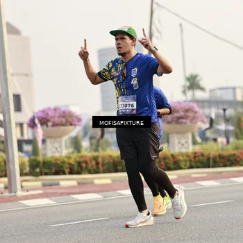 Runner Photo 5924511