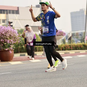 Runner Photo 5924518