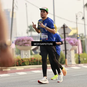 Runner Photo 5924521