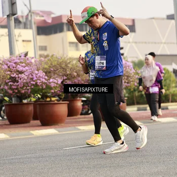Runner Photo 5924523