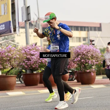 Runner Photo 5924528