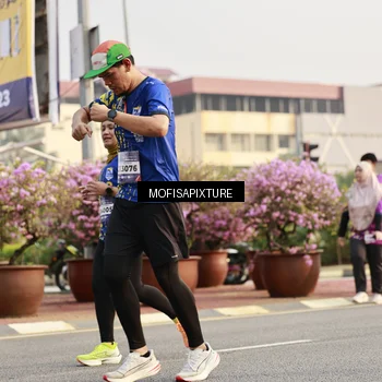 Runner Photo 5924532