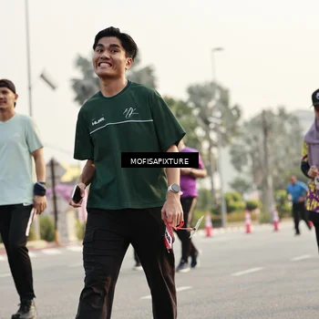 Runner Photo 5924565