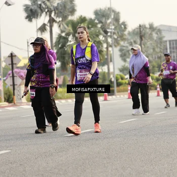 Runner Photo 5924634