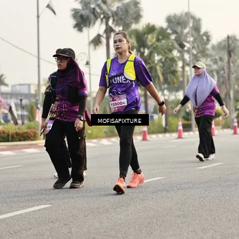 Runner Photo 5924645