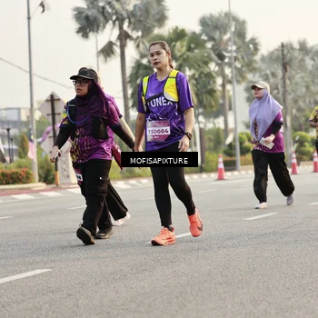 Runner Photo 5924647